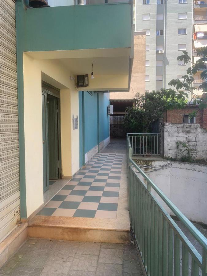 Guest House Fier Exterior foto